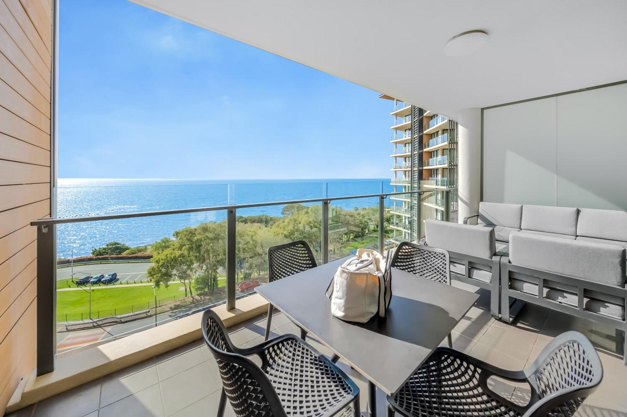 Oaks Redcliffe Mon Komo Suites Exterior foto